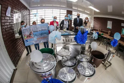 entrega-de-dotaciones-a-restaurantes-escolares-de-instituciones-educativas-publicas-de-madrid