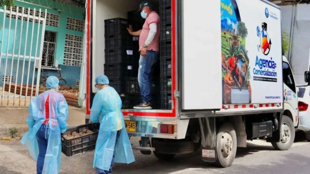 Cundinamarca: Alimentos frescos para 7.000 niños e ingresos por $100 millones para campesinos