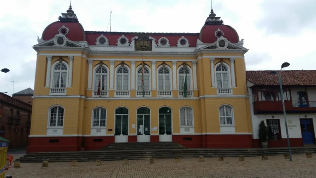 Zipaquirá alcanza solidez fiscal récord y lanza el plan de renovación histórica "Zipaquirá desde el Corazón"