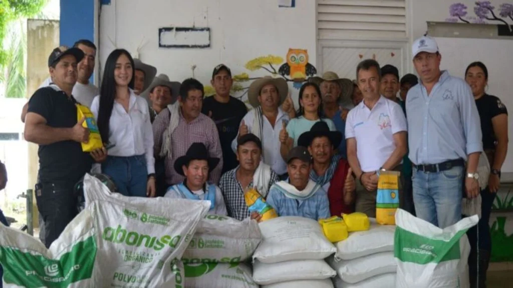 Gobernación de Cundinamarca y Alcaldía de Paratebueno invierten $109 millones en el mejoramiento de praderas