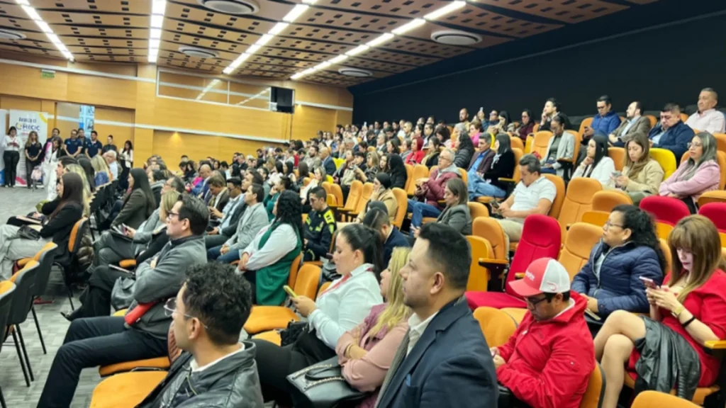 Cundinamarca reconoce la labor de personeros y jefes de control interno en la vigilancia fiscal