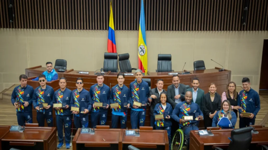 Cundinamarca exalta a sus héroes deportivos: 12 atletas con triunfos internacionales reciben máxima distinción