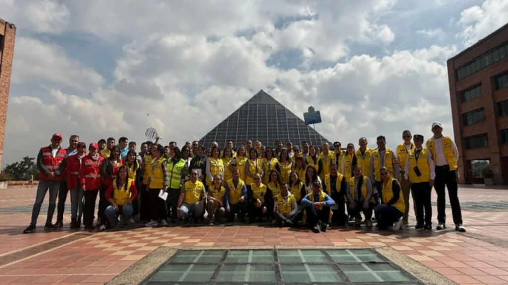 Cundinamarca participa en el simulacro distrital de evacuaci贸n en Bogot谩 para fortalecer la cultura de prevenci贸n
