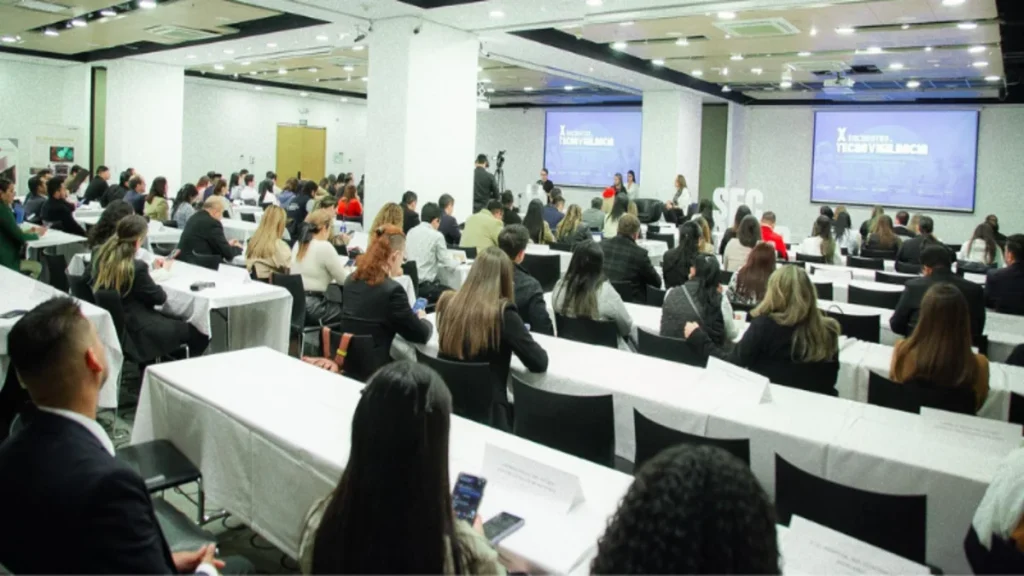 Cundinamarca celebra su X encuentro de Tecnovigilancia, consolidando su liderazgo ante el Invima en seguridad y trazabilidad de dispositivos médicos