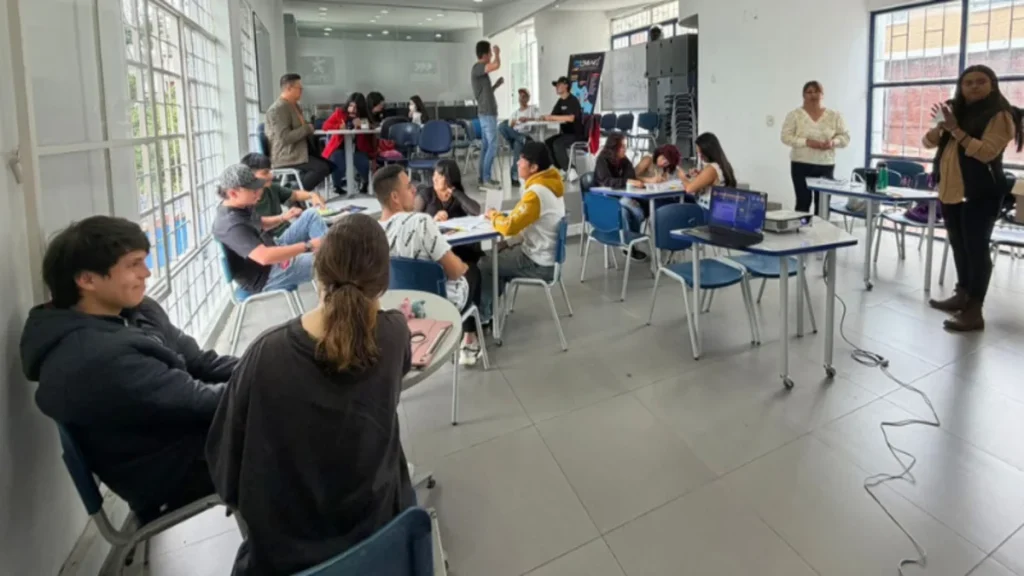 Cundinamarca define a sus 16 equipos provinciales para el Hackabox Bogotá – Región, la principal competencia de innovación tecnológica