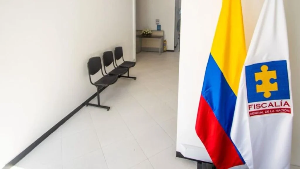 Gobernador Rey y fiscal Camargo inauguran centro de atención de la Fiscalía en Silvania en medio de la emergencia