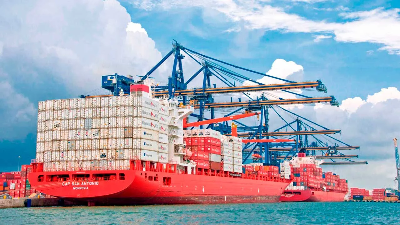 Agricultura impulsa crecimiento mensual de exportaciones en noviembre de 2025 mientras combustibles retroceden