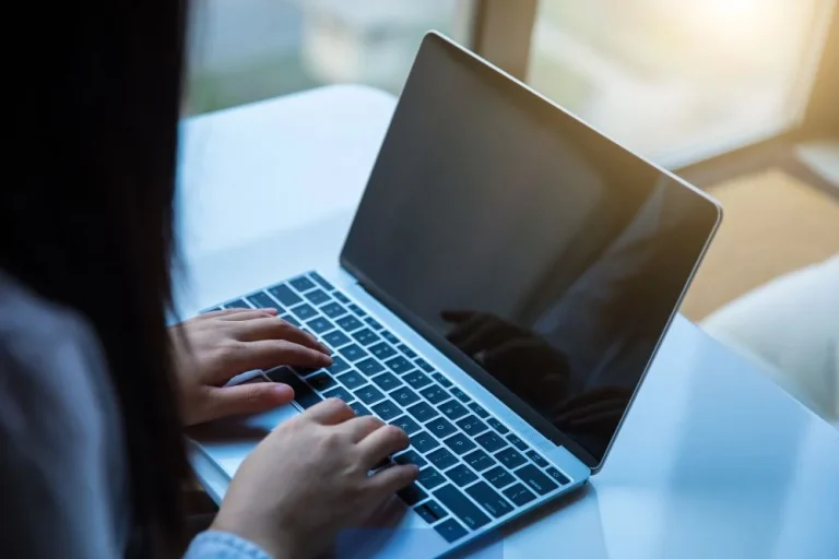 que-es-un-laptop-2-en-1-y-por-que-vale-la-pena